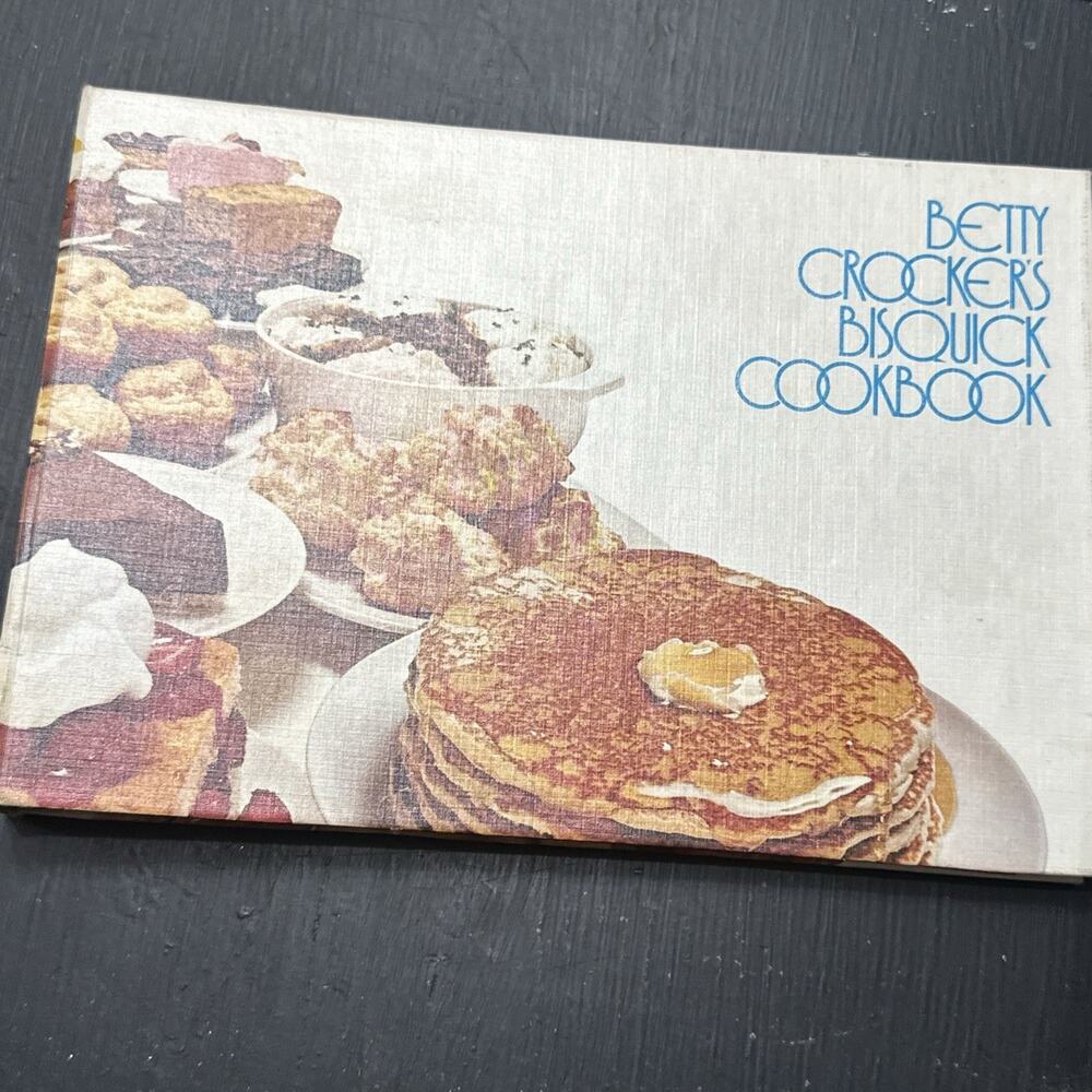 Vtg‎ Betty Crocker's Bisquick Cookbook 1973 Recipes